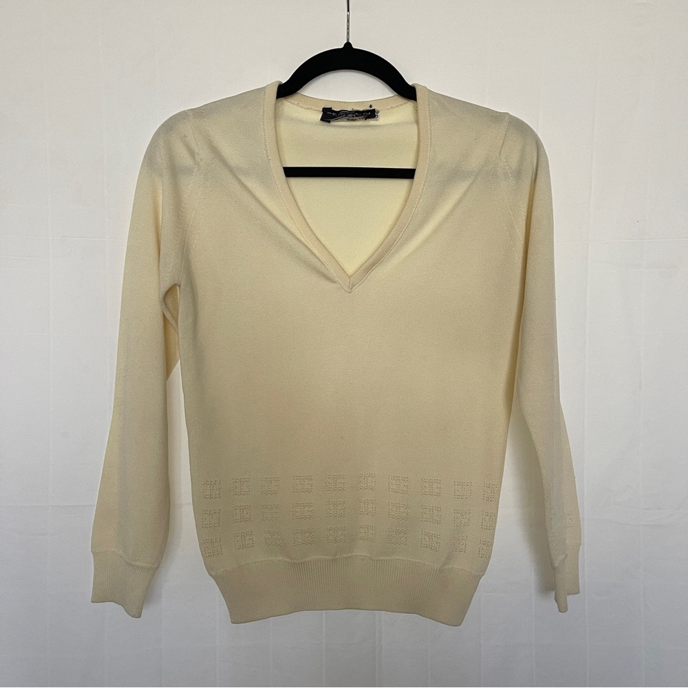 VINTAGE Givenchy Sport beige sweater.
